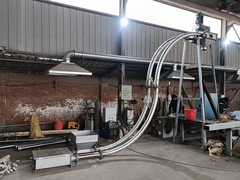 管鏈（liàn）輸送機