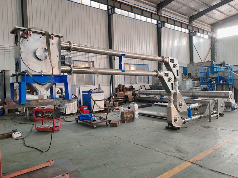 管鏈（liàn）輸（shū）送機